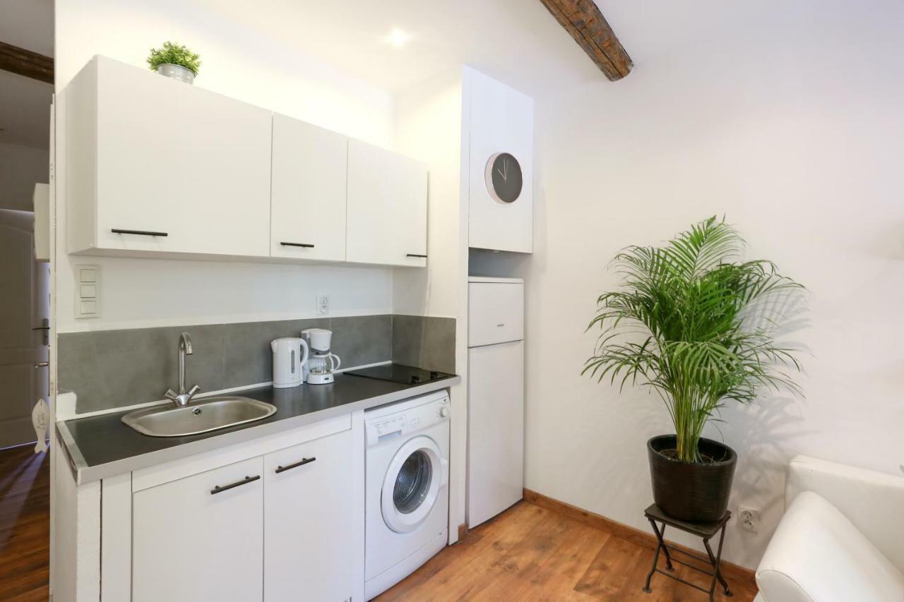 Gregbnb - T2 Cosy Et Design - Parking Inclus - Wifi - 15Min Gare Toulon Exterior photo