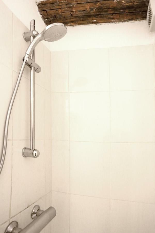 Gregbnb - T2 Cosy Et Design - Parking Inclus - Wifi - 15Min Gare Toulon Exterior photo